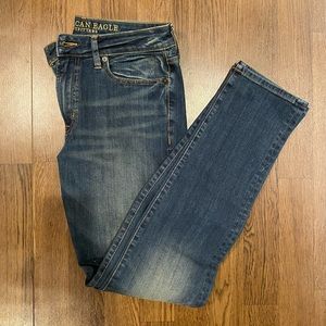 AE men’s 30x32 blue jeans.